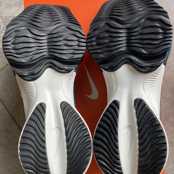 Nike Air Zoom Tempo Next% Flyknit Men’s 10 College Navy Blue CI9923-401 NEW - Picture 3 of 5